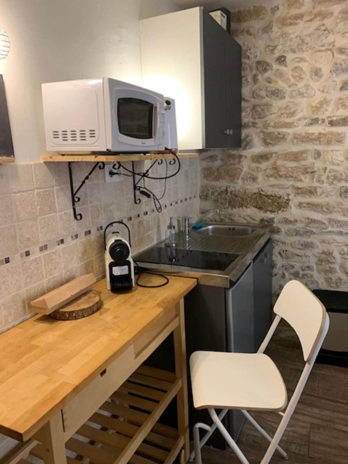 Studio With Exposed Stone Vieux Lyon Ngoại thất bức ảnh